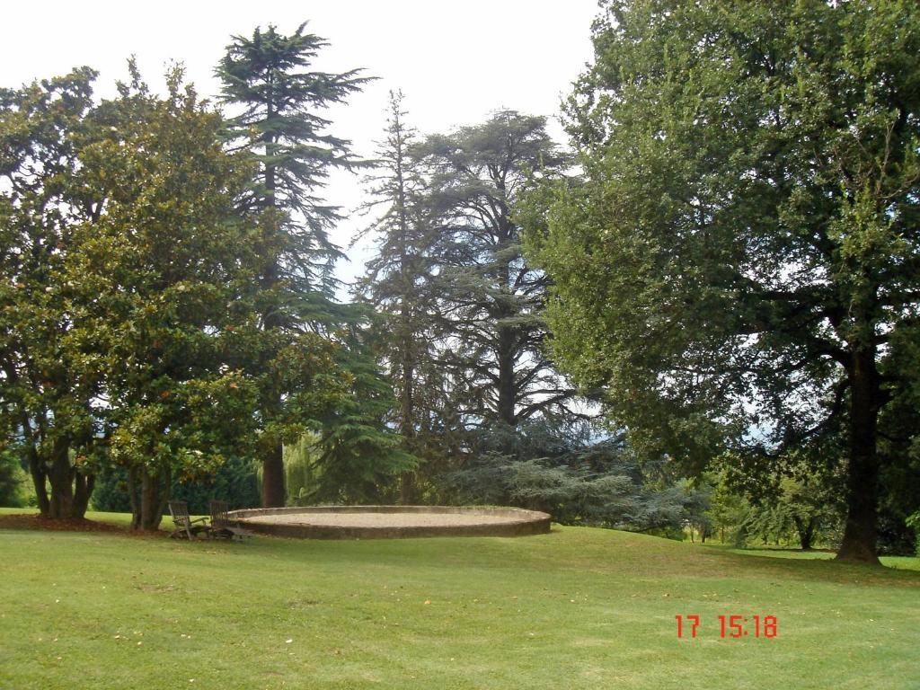 Отель Domaine Des Buis Albon Экстерьер фото